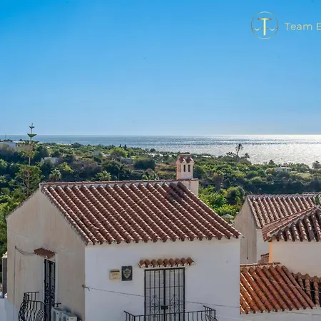 Holiday home Rooftop Terrace Close To Burriana And Town Center Nerja
